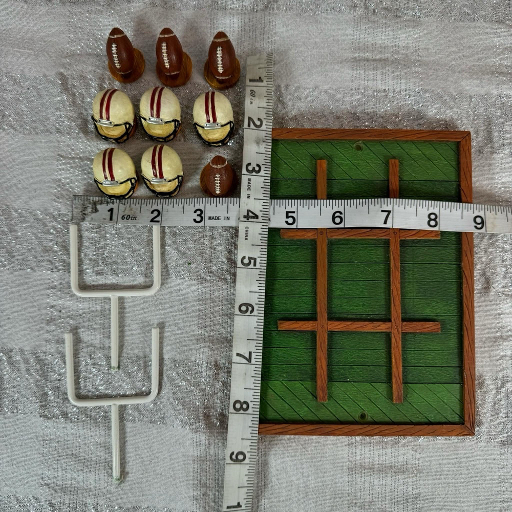 Russ Berrie Football Tic Tac Toe Game Handpainted Sports Decor 17450 Complete - Picture 7 of 8